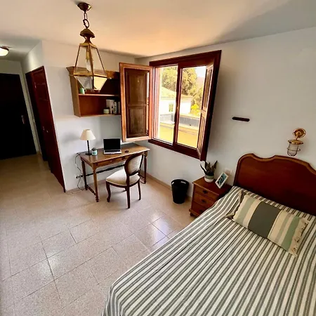 Zen Den Coliving - For Digital Nomads Only Pensión *